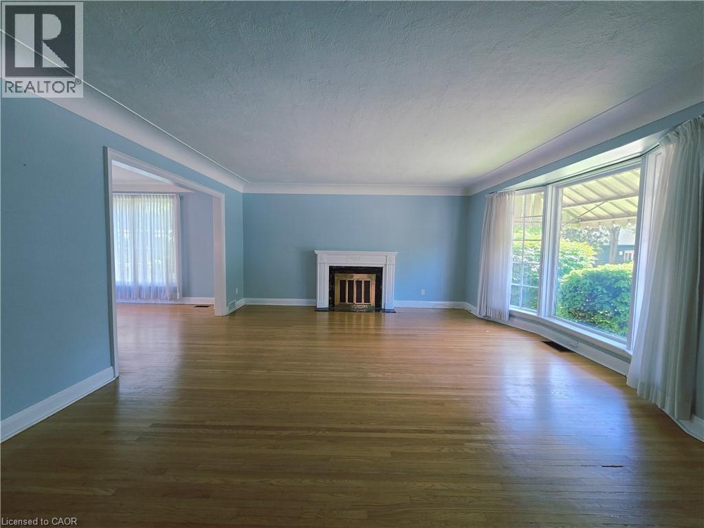 2047 James Street, Burlington, Ontario  L7R 1H4 - Photo 7 - 40835147