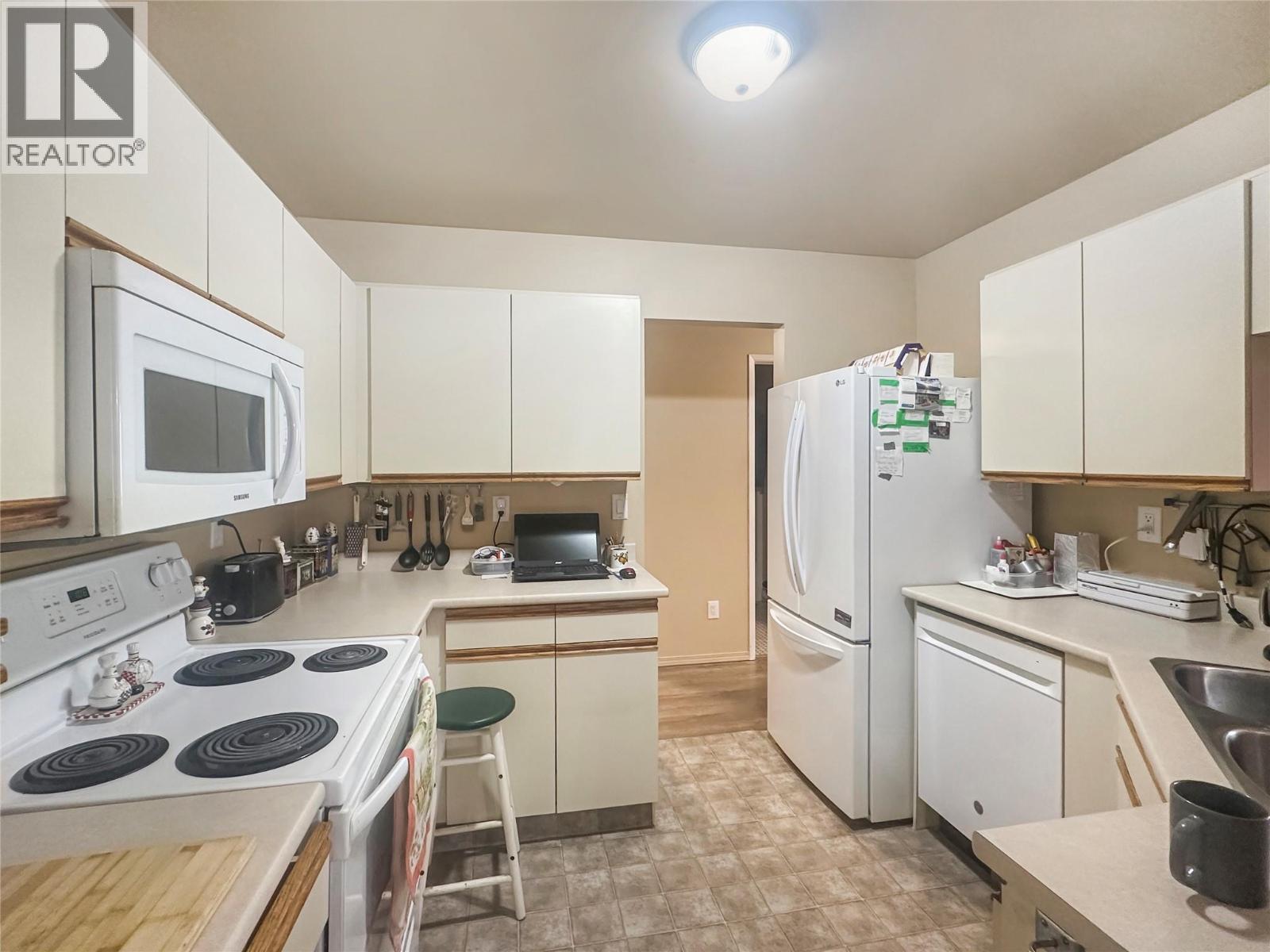 337 Mckinney Road Unit# 211, Oliver, British Columbia  V0H 1T3 - Photo 3 - 10382757