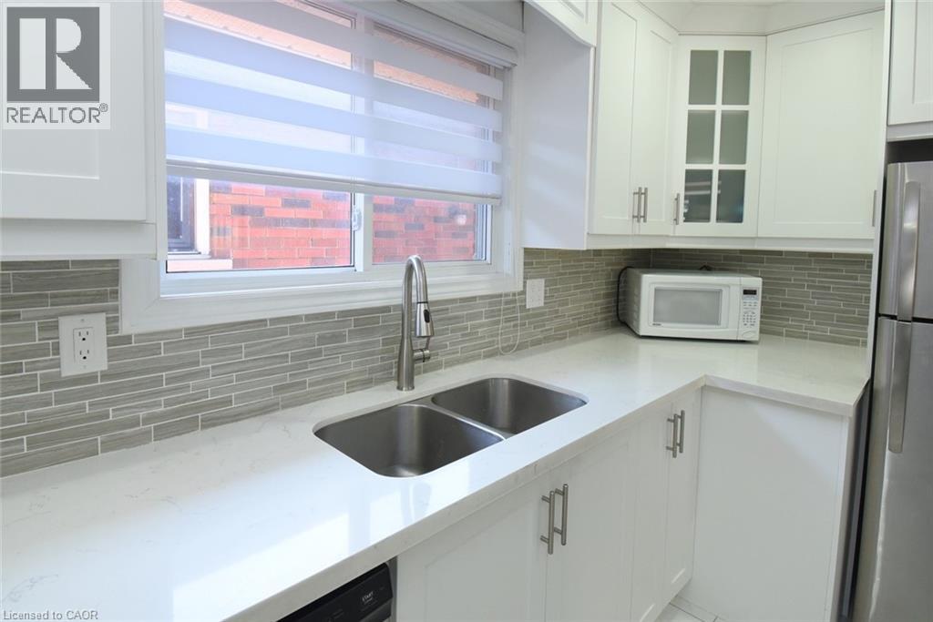 185 Rosslyn Avenue N, Hamilton, Ontario  L8L 7P8 - Photo 9 - 40837513