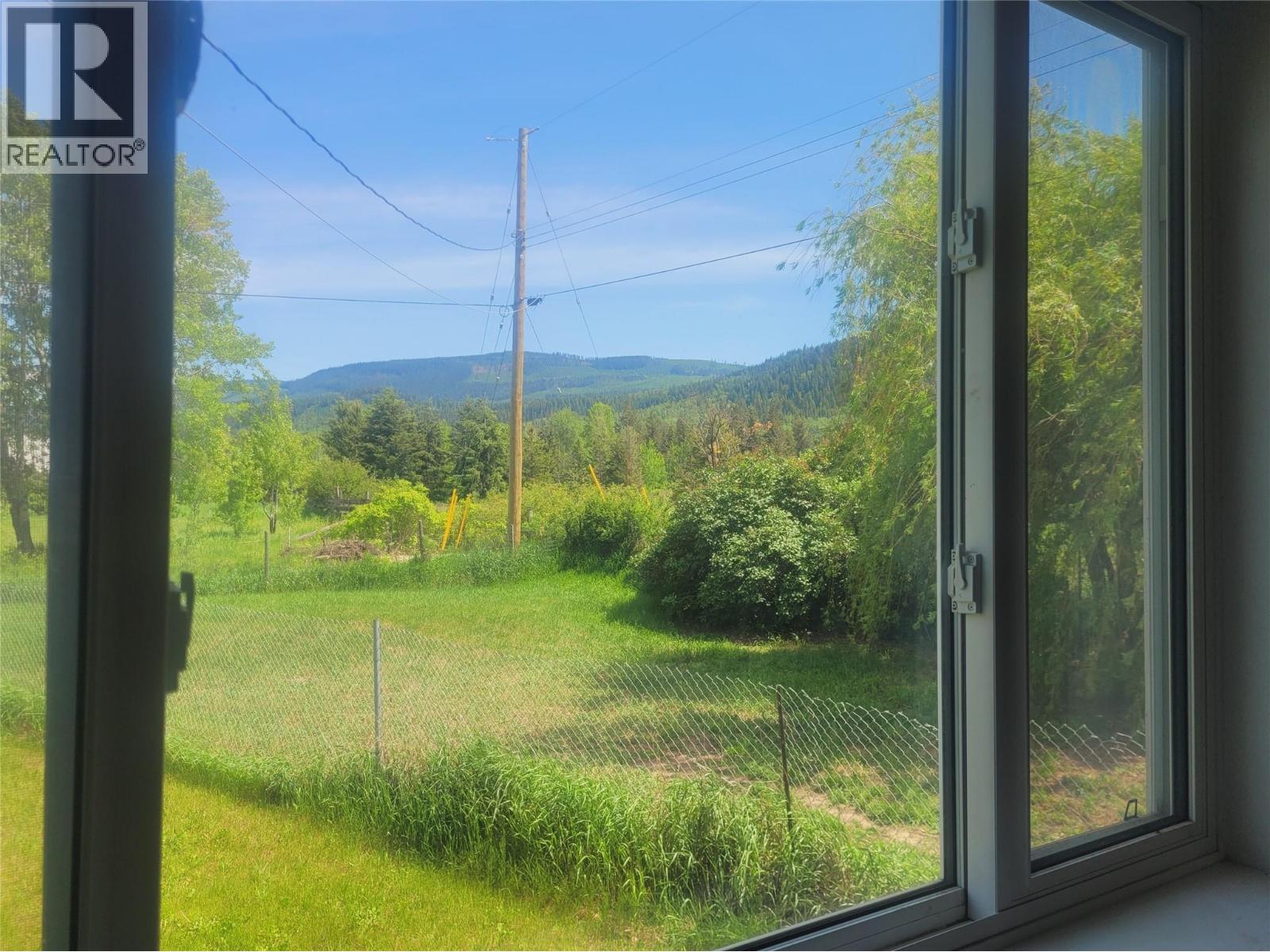 169 Wood Road, Vavenby, British Columbia  V0E 3A0 - Photo 11 - 10389240