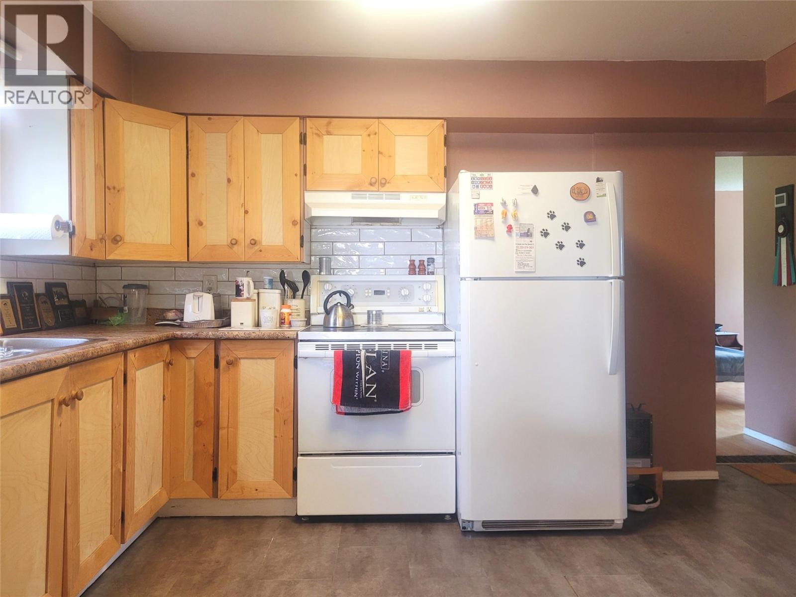 169 Wood Road, Vavenby, British Columbia  V0E 3A0 - Photo 6 - 10389240