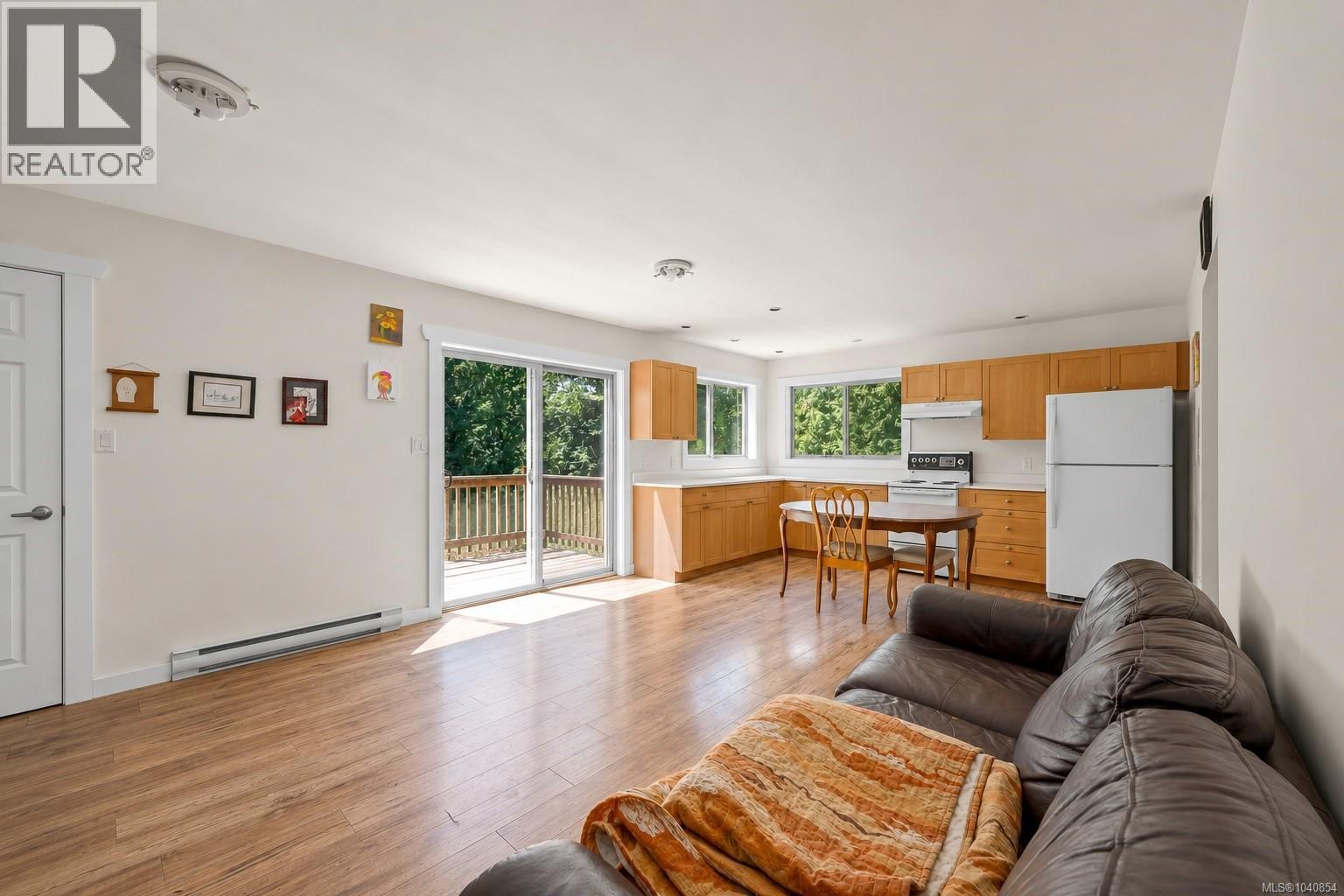 5160 Central Rd, Hornby Island, British Columbia  V0R 1Z0 - Photo 28 - 1040854