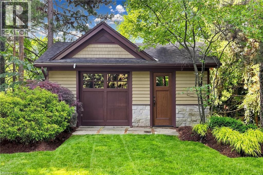 344 Mountain Brow Road, Waterdown, Ontario  L7P 5A3 - Photo 4 - 40843479