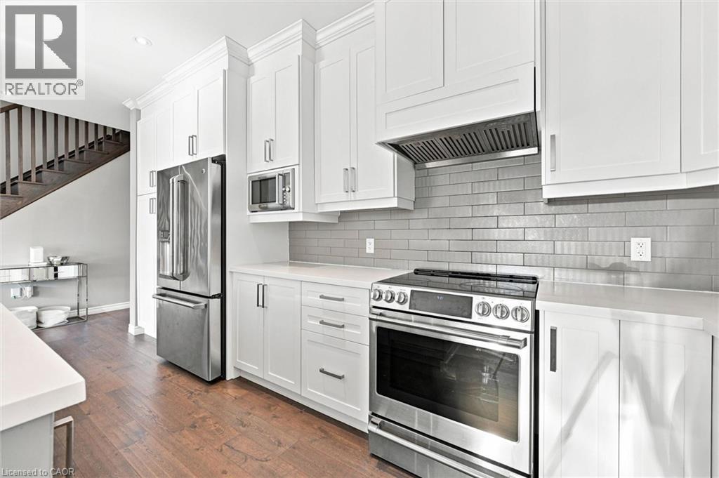 41 Aquasanta Crescent, Hamilton, Ontario  L9B 0H8 - Photo 12 - 40853533