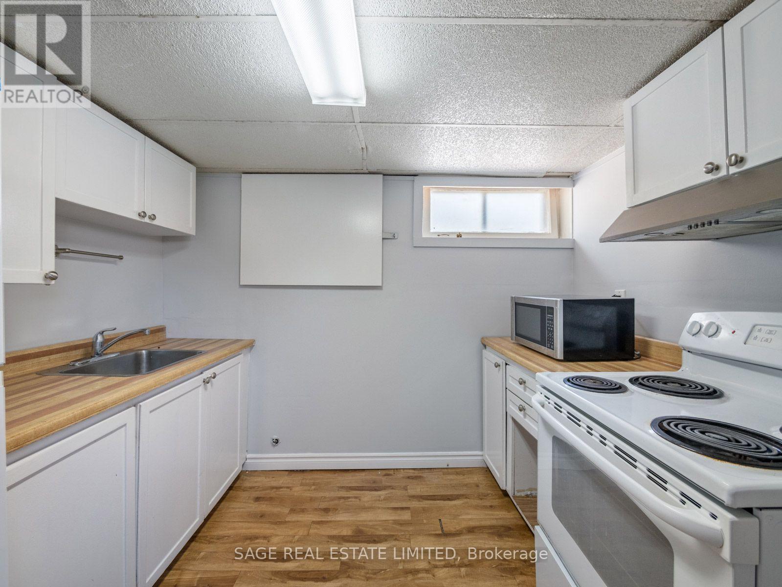 Bsmt - 308 Taylor Mills Drive N, Richmond Hill, Ontario  L4C 2T9 - Photo 8 - N13646628