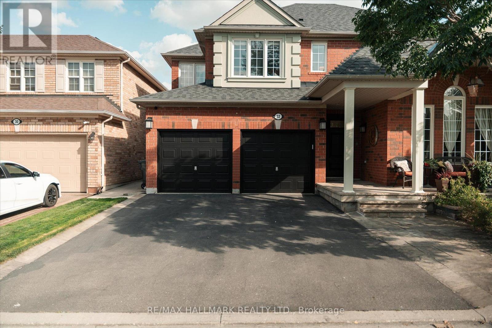 32 Redcastle Street, Brampton, Ontario  L7A 1Y5 - Photo 3 - W13706336