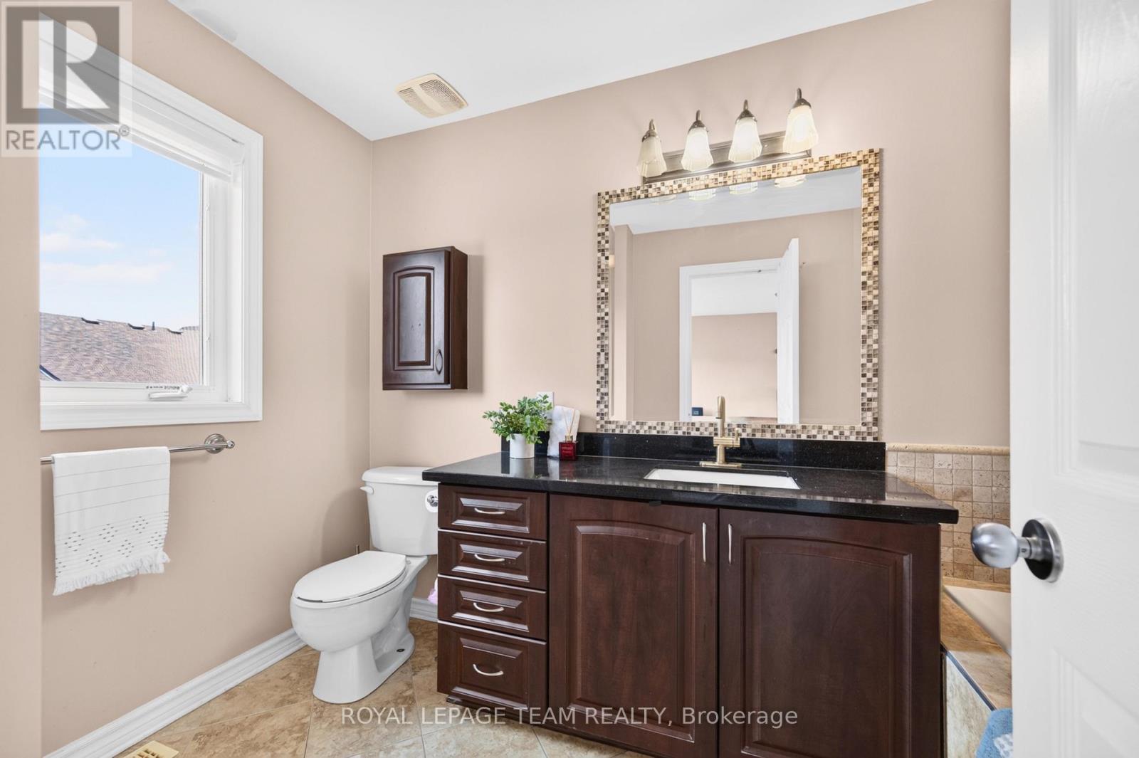 599 Malkowski Street, Ottawa, Ontario  K2K 0B4 - Photo 19 - X13672848