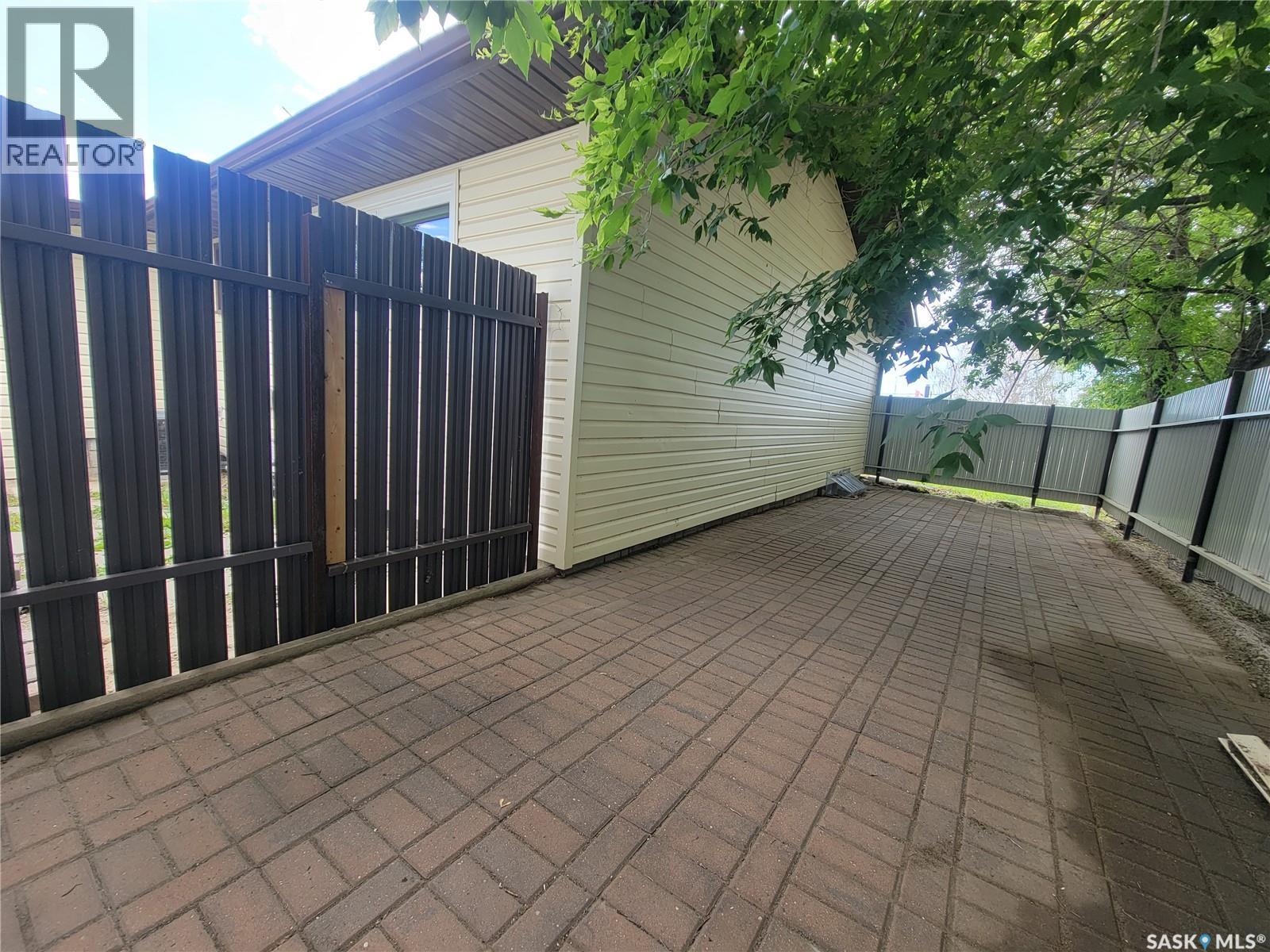 5107 Leader Street, Macklin, Saskatchewan  S0L 2C0 - Photo 33 - SK046432