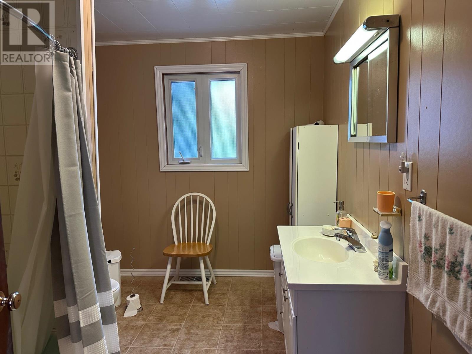 105 Columbia St, Schreiber, Ontario  P0T 2S0 - Photo 24 - TB250904