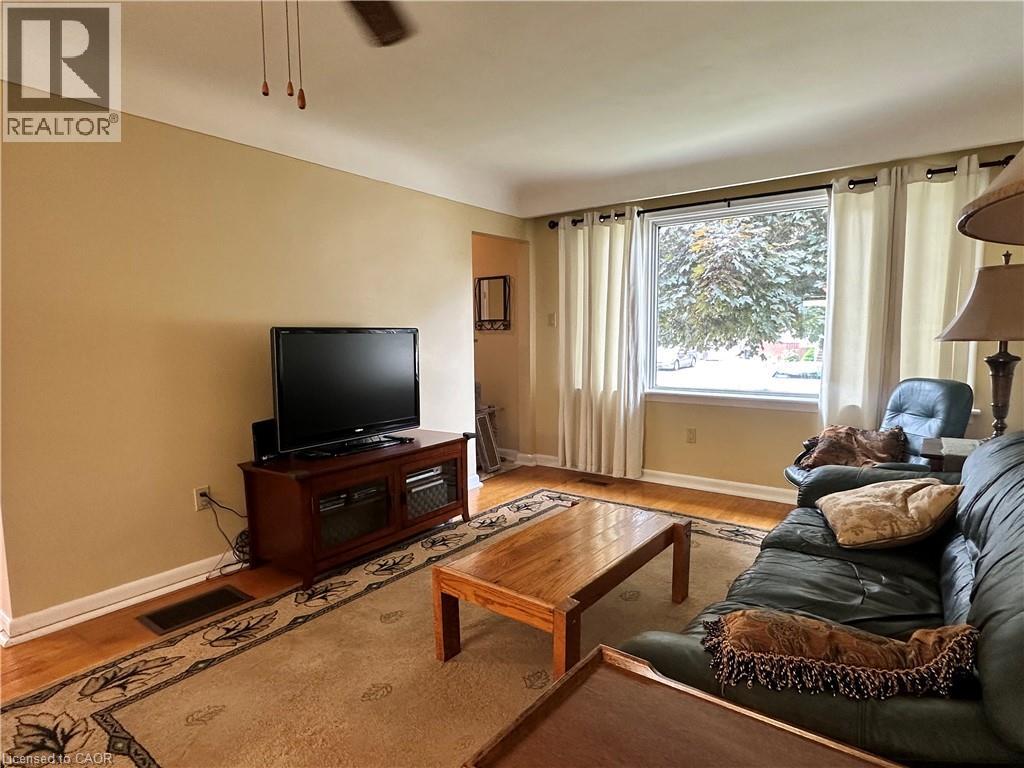 129 Broker Drive, Hamilton, Ontario  L8T 2B8 - Photo 8 - 40823520