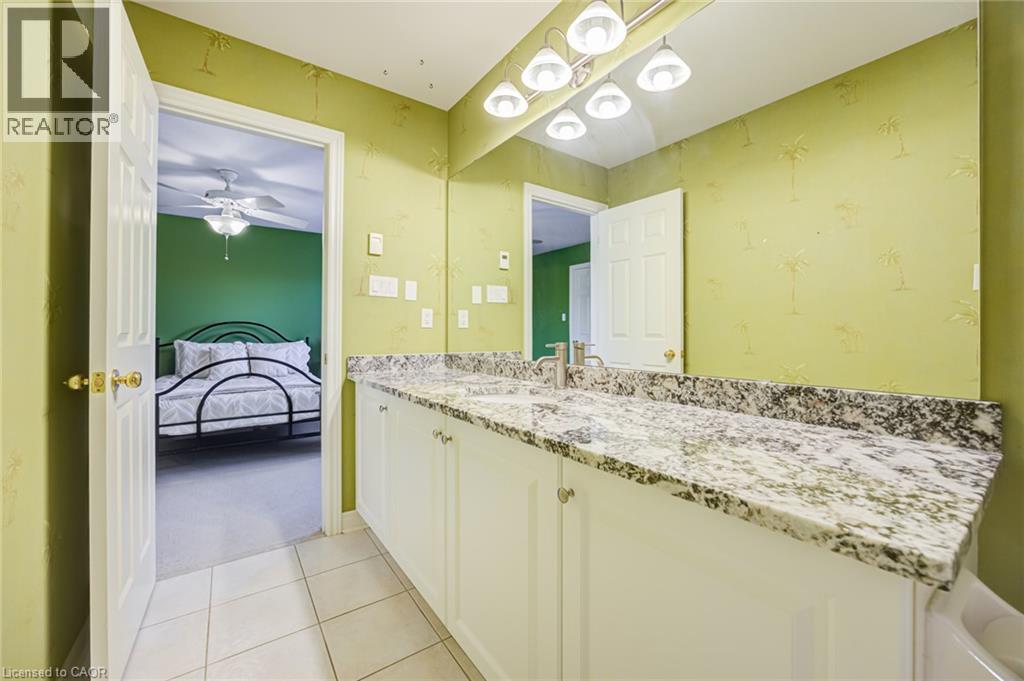 4278 Clubview Drive, Burlington, Ontario  L7M 4X1 - Photo 29 - 40846656