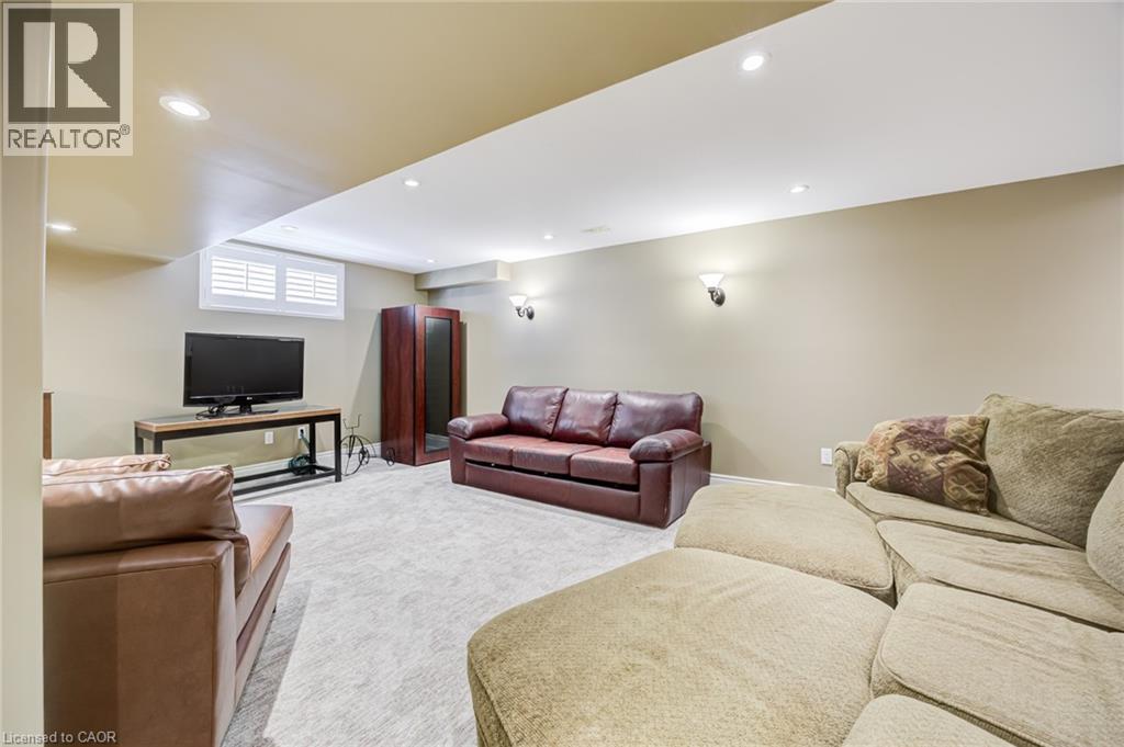 4278 Clubview Drive, Burlington, Ontario  L7M 4X1 - Photo 37 - 40846656