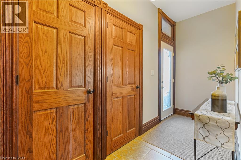 107 Catharine Street S Unit# Main Flr, Hamilton, Ontario  L8N 2J5 - Photo 2 - 40853928