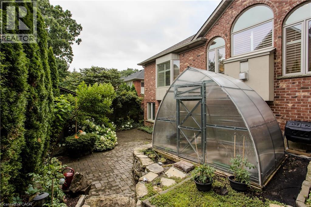54 Waterwheel Crescent, Waterdown, Ontario  L9H 7B7 - Photo 39 - 40854143
