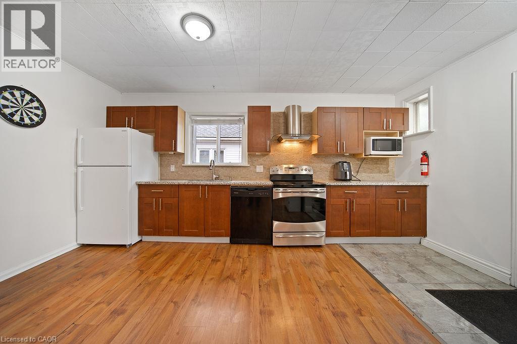 82 Whitney Avenue, Hamilton, Ontario  L8S 2G5 - Photo 7 - 40857507