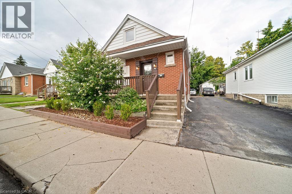 82 Whitney Avenue, Hamilton, Ontario  L8S 2G5 - Photo 2 - 40857507