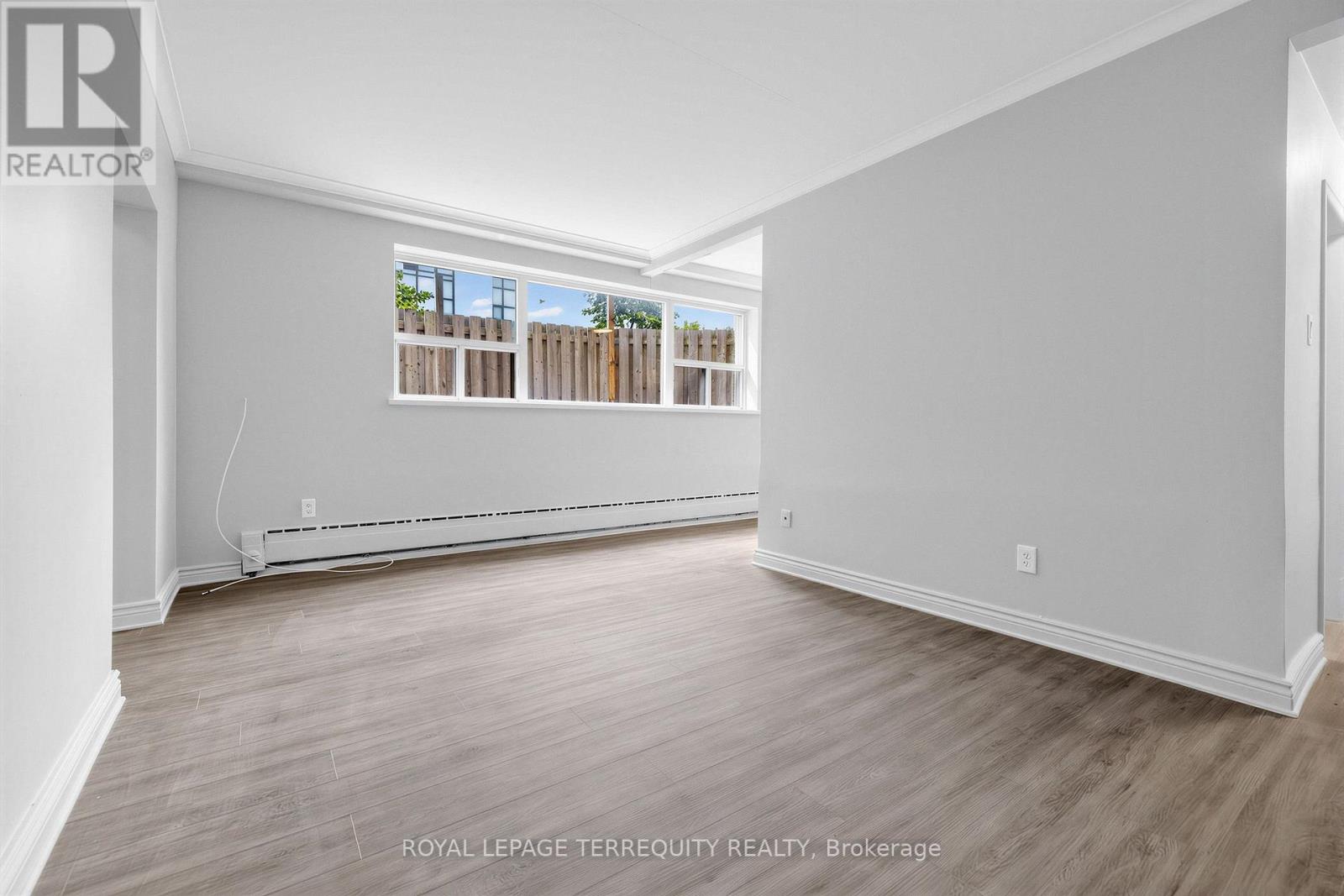 3 - 2548 Keele Street, Toronto, Ontario M6L 2N8 - Photo 8 - W13525578