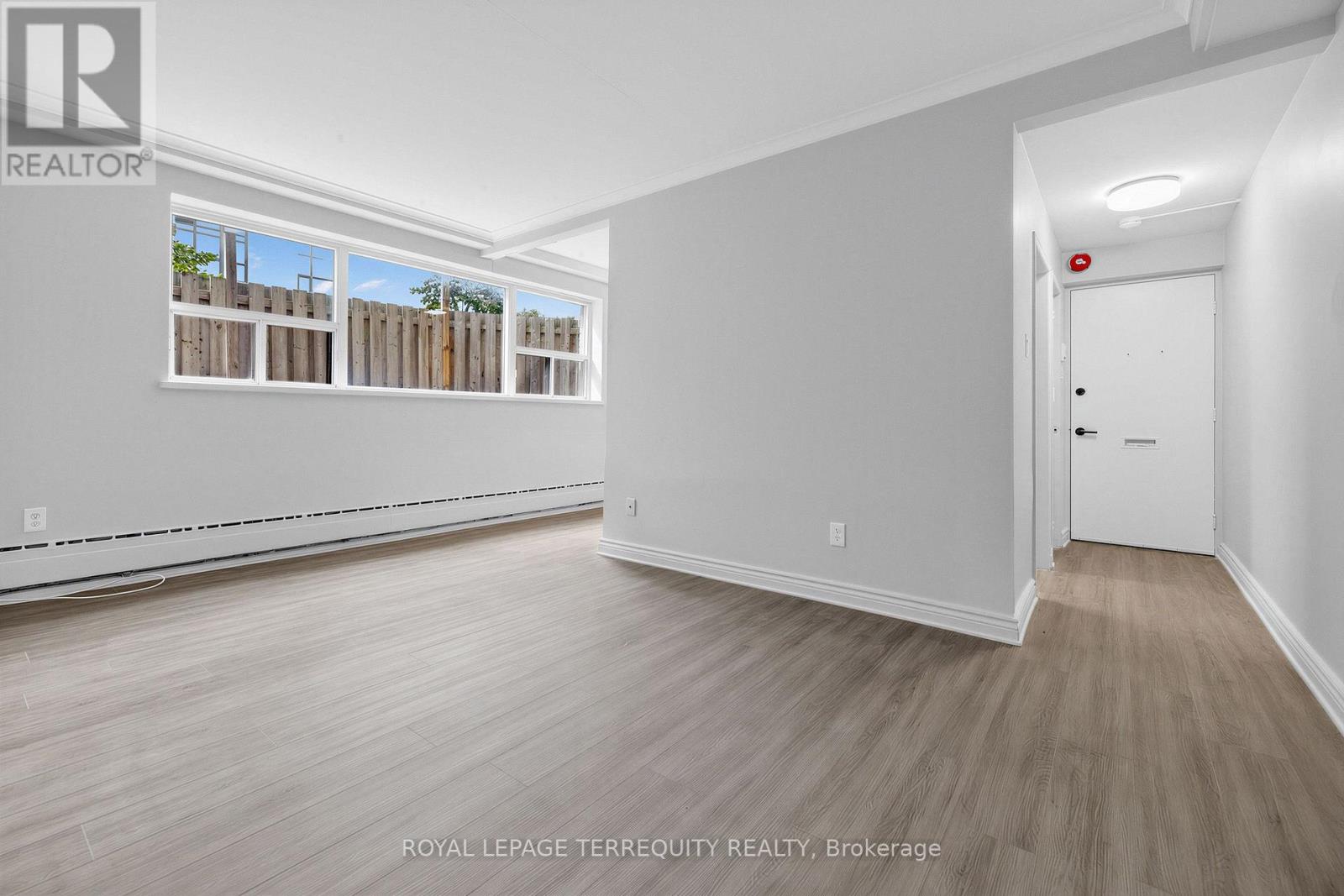 3 - 2548 Keele Street, Toronto, Ontario M6L 2N8 - Photo 9 - W13525578