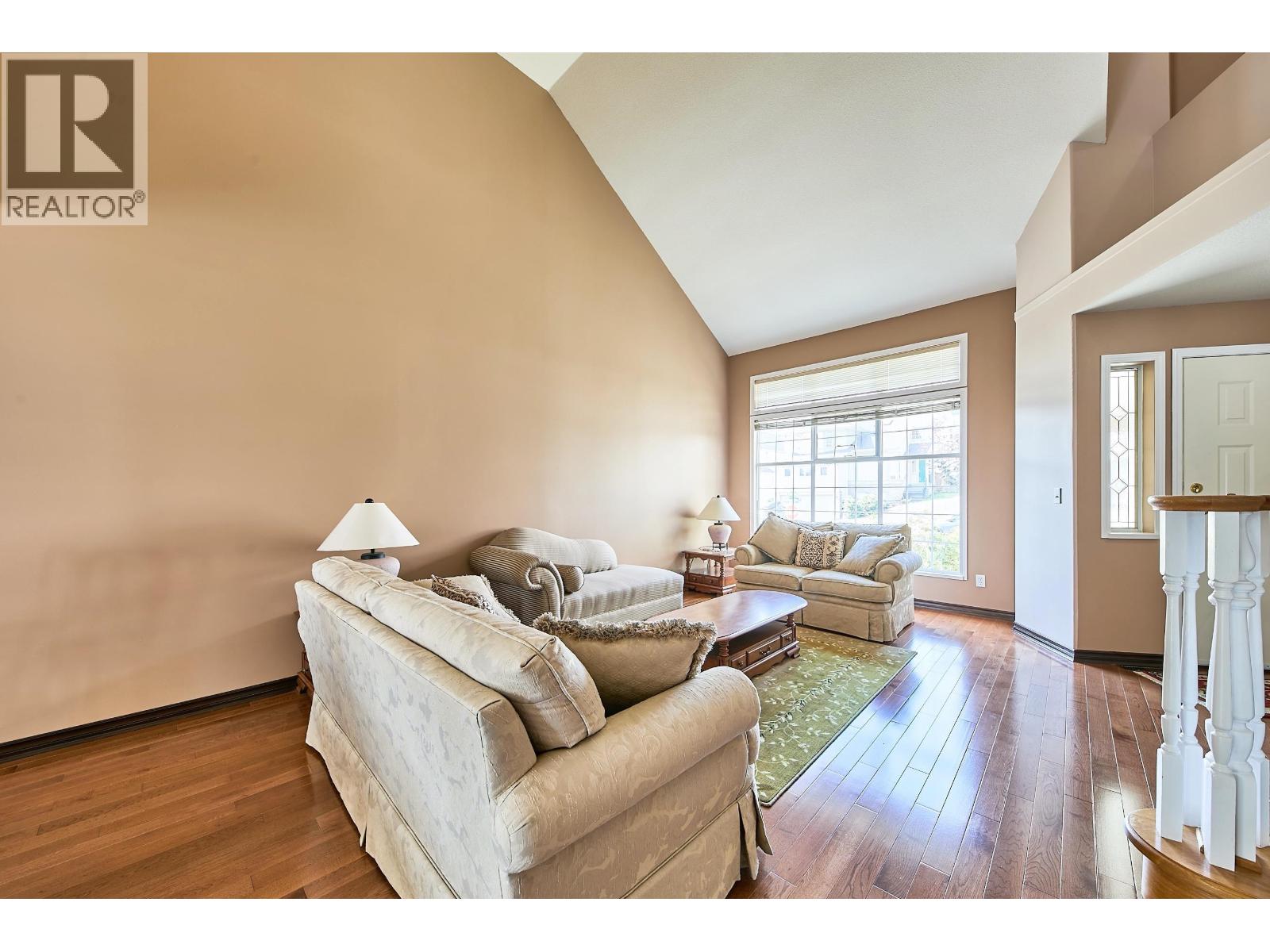 2944 Valleyvista Drive, Coquitlam, British Columbia  V3E 2P4 - Photo 4 - R3158154