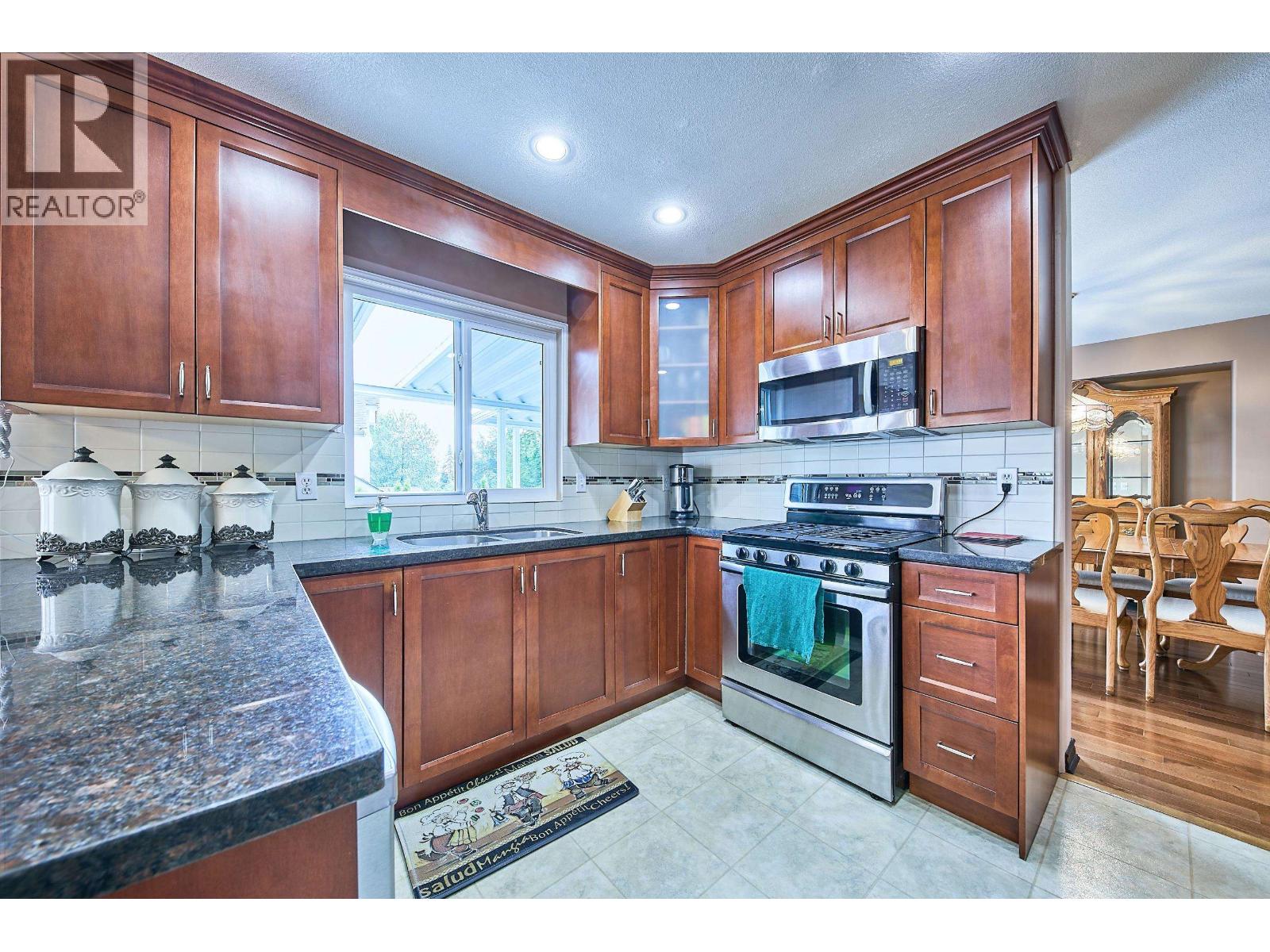 2944 Valleyvista Drive, Coquitlam, British Columbia  V3E 2P4 - Photo 6 - R3158154