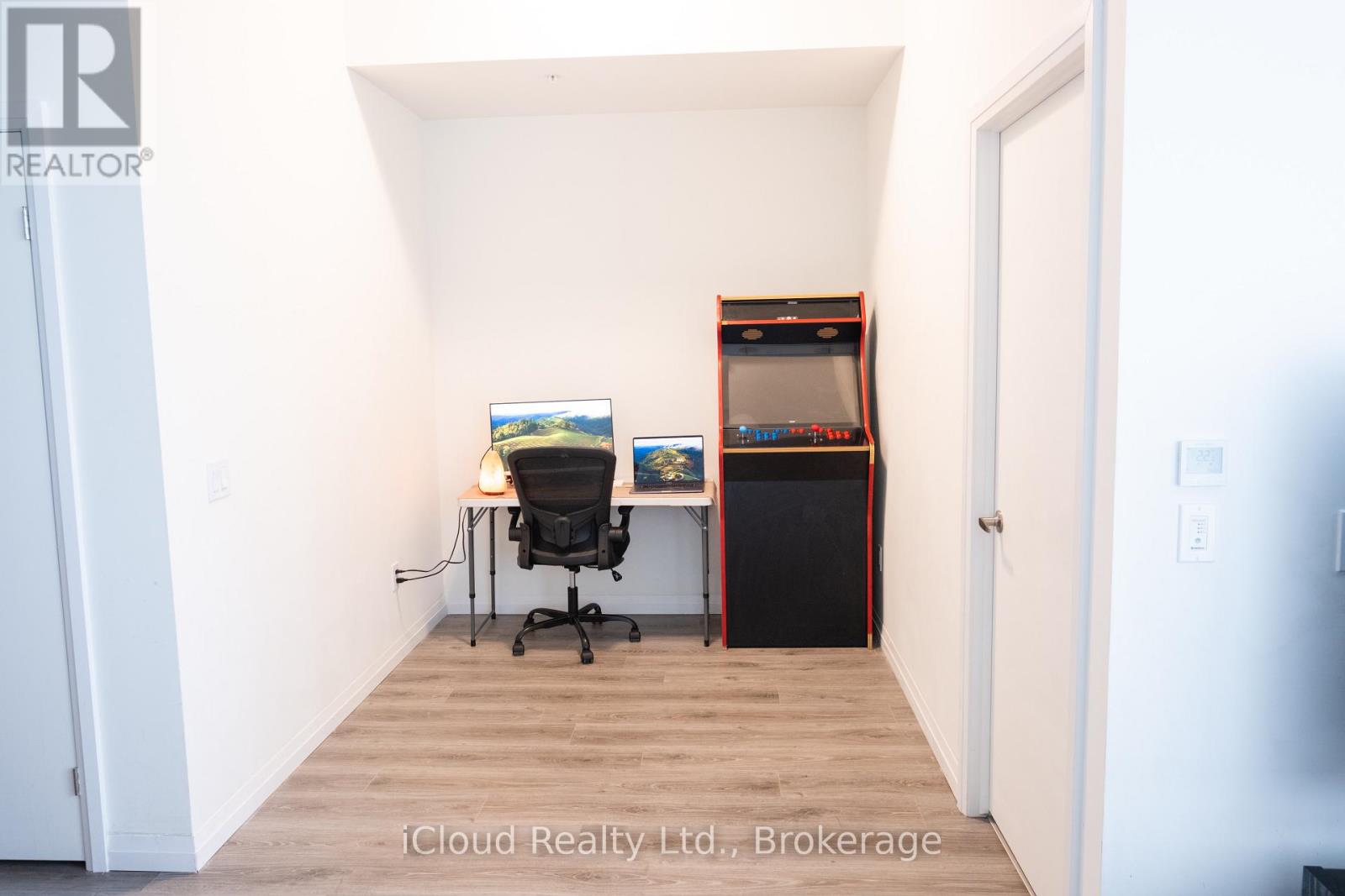 Ph 2707 - 108 Garment Street, Kitchener, Ontario  N2G 0E2 - Photo 11 - X13206502