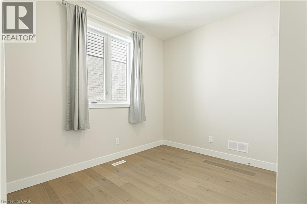 7966 Fallon Drive Unit# 18, Lucan Biddulph, Ontario N0M 1V0 - Photo 18 - 40857814