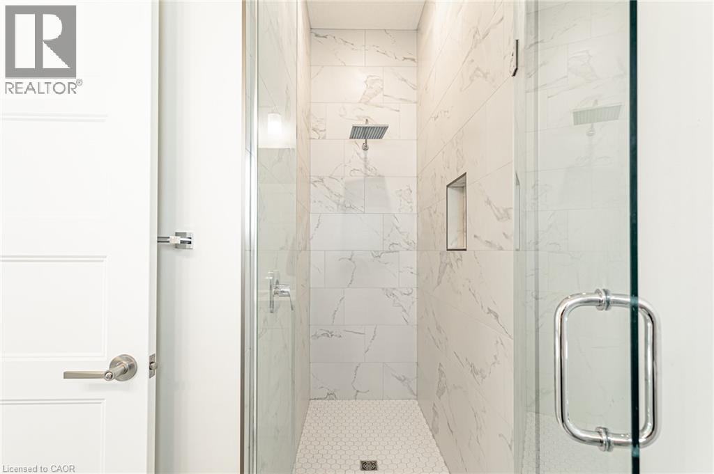 7966 Fallon Drive Unit# 18, Lucan Biddulph, Ontario N0M 1V0 - Photo 21 - 40857814