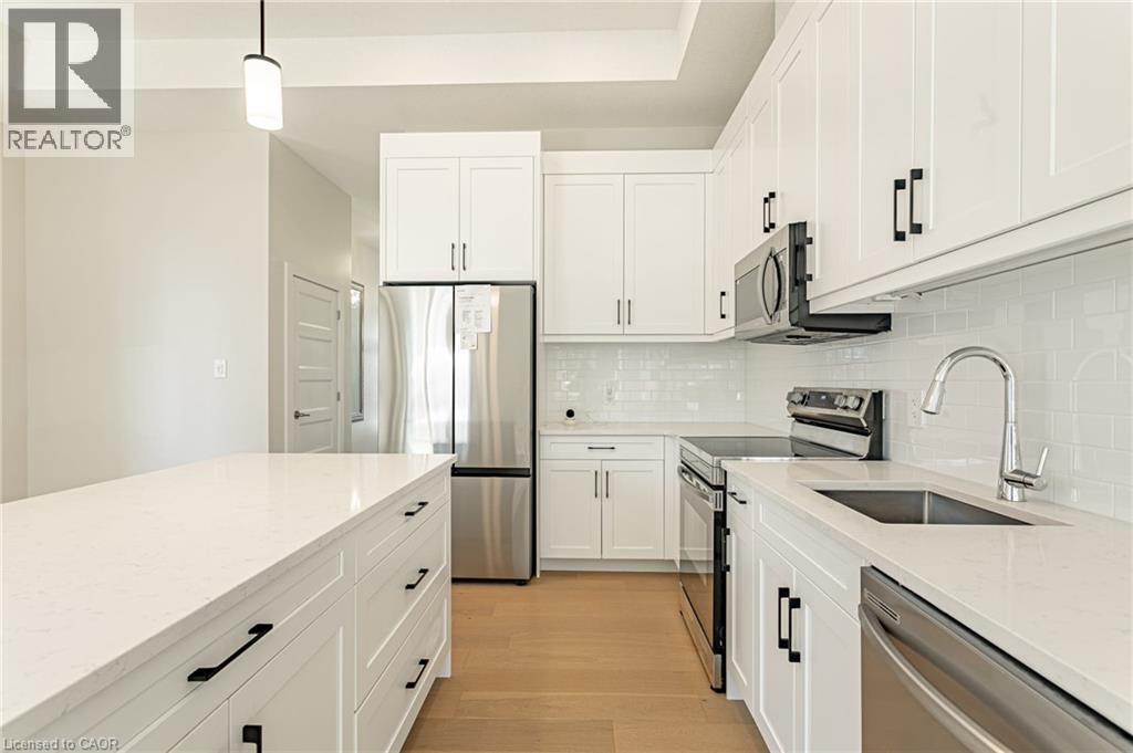 7966 Fallon Drive Unit# 18, Lucan Biddulph, Ontario N0M 1V0 - Photo 7 - 40857814