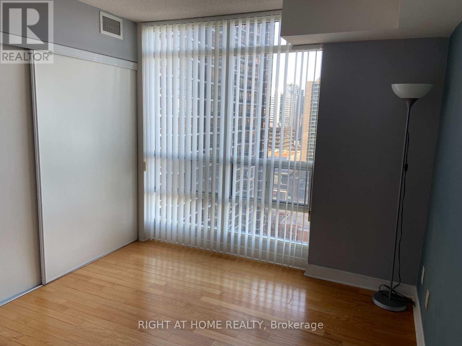 2305 - 35 Bales Avenue, Toronto, Ontario M2N 7L7 - Photo 3 - C13707122