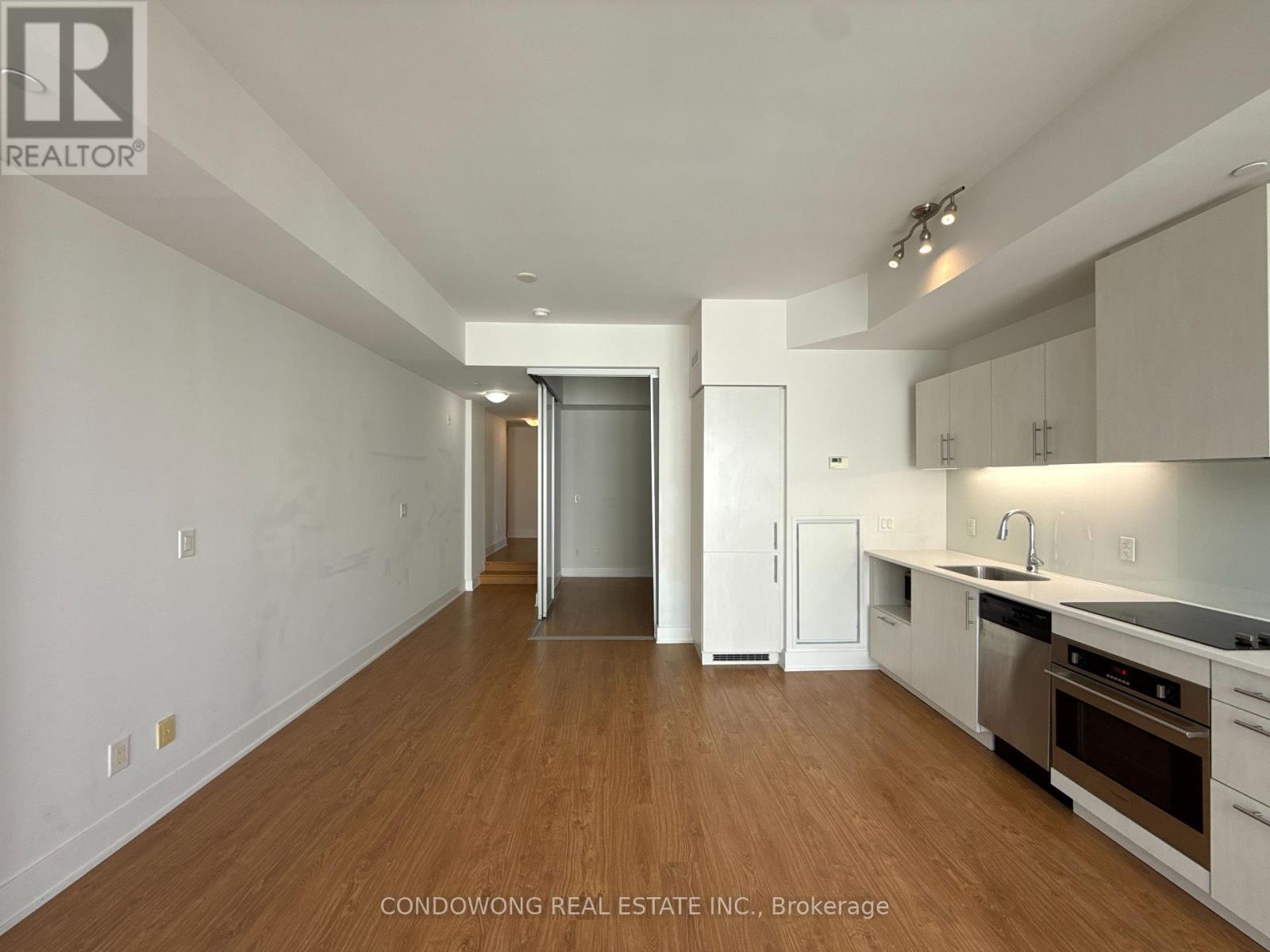 804 - 508 Wellington Street W, Toronto, Ontario M5V 0K8 - Photo 2 - C13707136