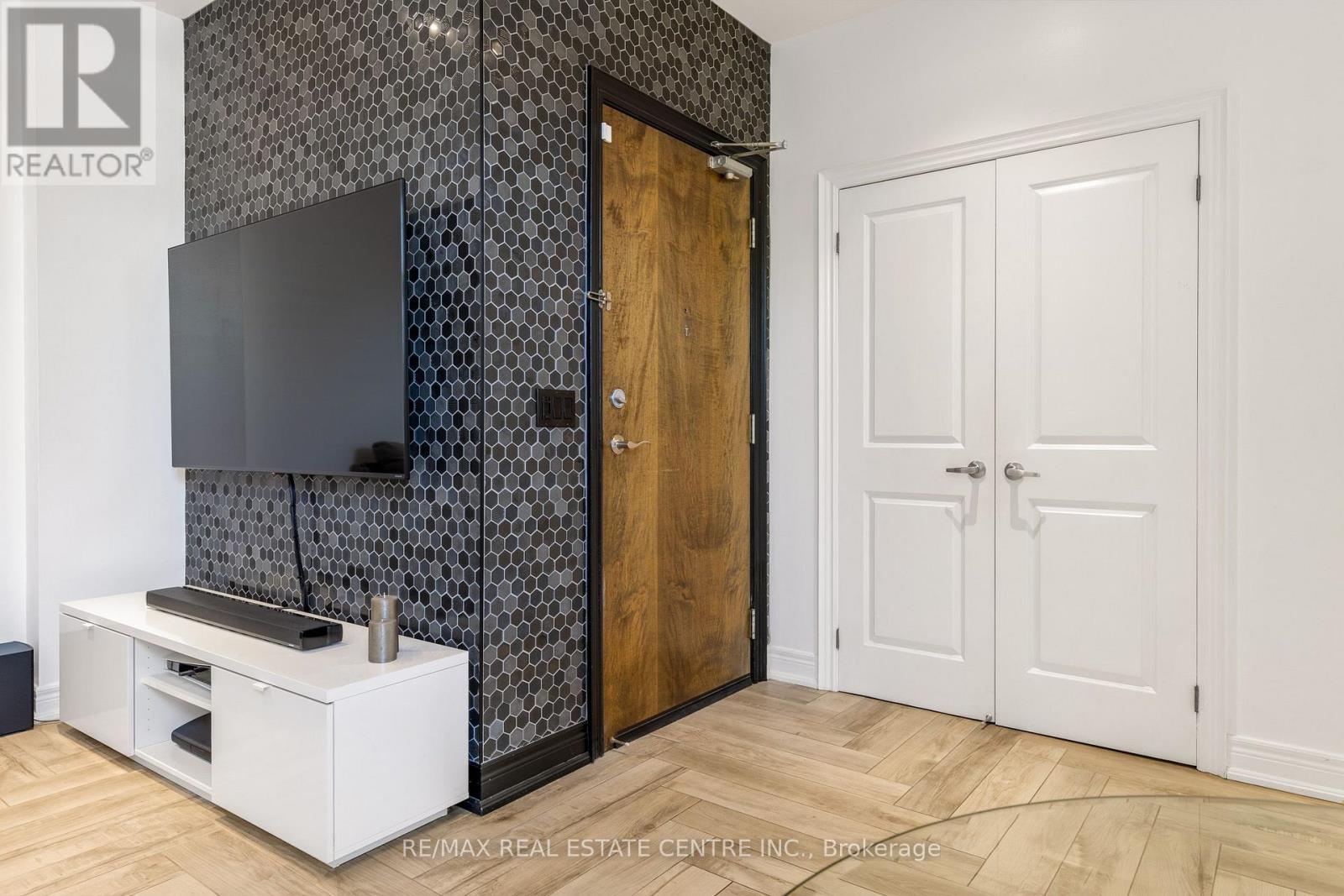 113 - 701 Sheppard Avenue W, Toronto, Ontario  M3H 0B2 - Photo 16 - C13707142