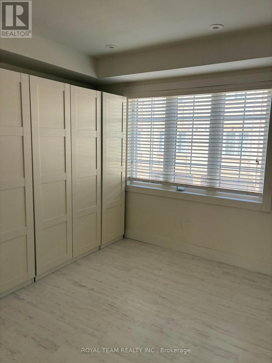 510 Ellerslie Avenue, Toronto, Ontario  M2R 1C4 - Photo 6 - C13707144