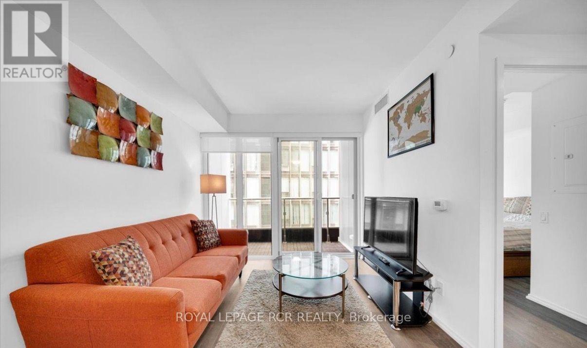 2307 - 68 Shuter Street, Toronto, Ontario  M5B 1B4 - Photo 2 - C13707150