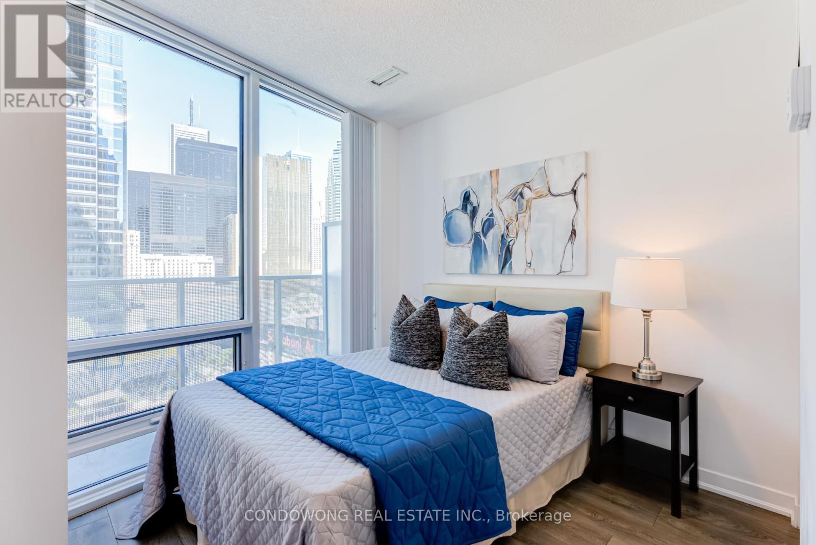 1702 - 100 Harbour Street, Toronto, Ontario  M5J 0B5 - Photo 12 - C13707164