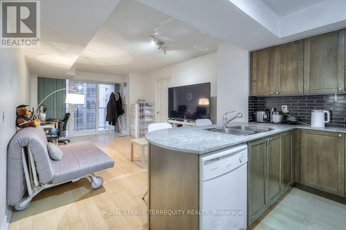 708 - 763 Bay Street, Toronto, Ontario  M5G 2R3 - Photo 12 - C13707182