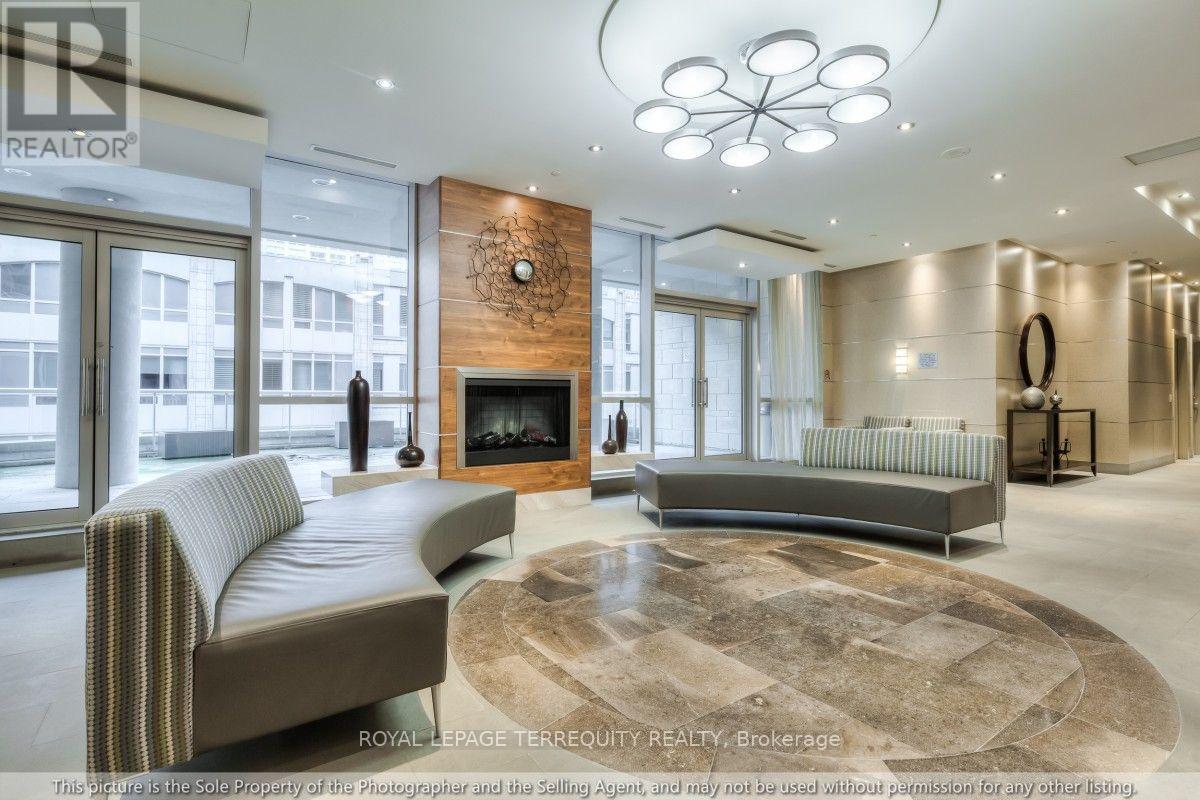708 - 763 Bay Street, Toronto, Ontario  M5G 2R3 - Photo 22 - C13707182