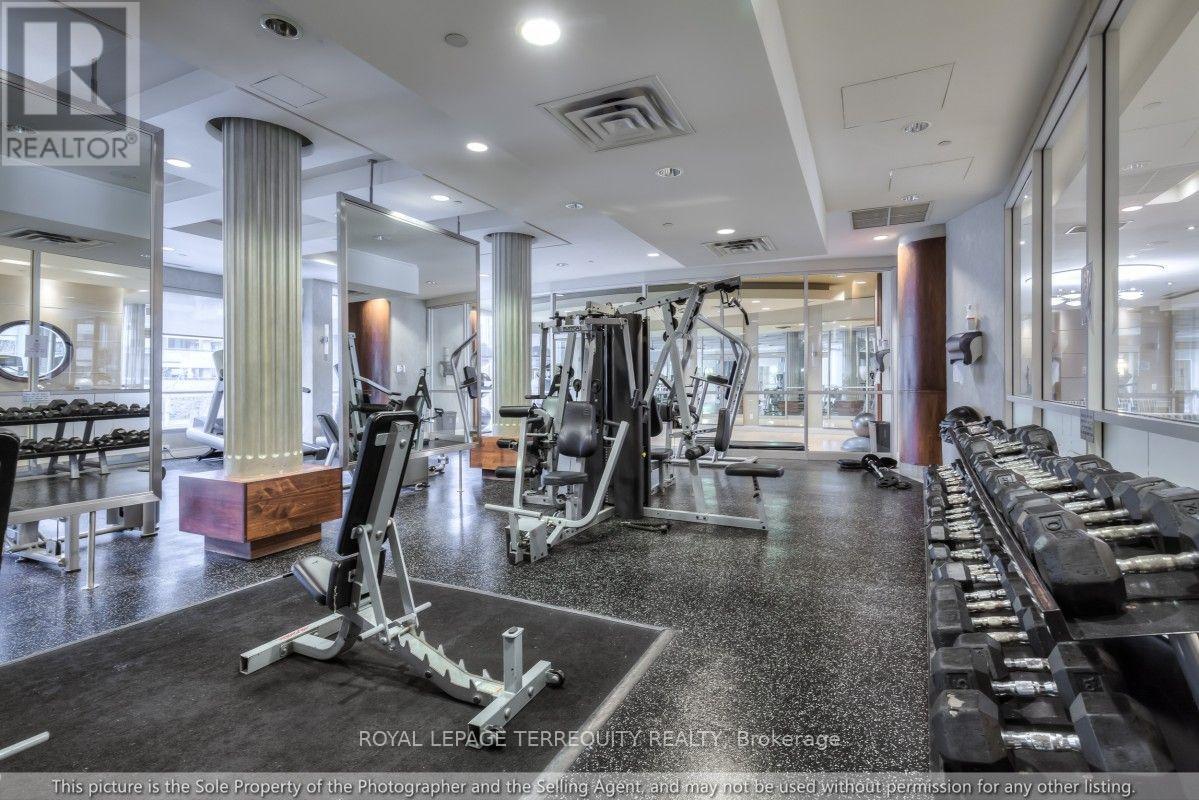 708 - 763 Bay Street, Toronto, Ontario  M5G 2R3 - Photo 8 - C13707182