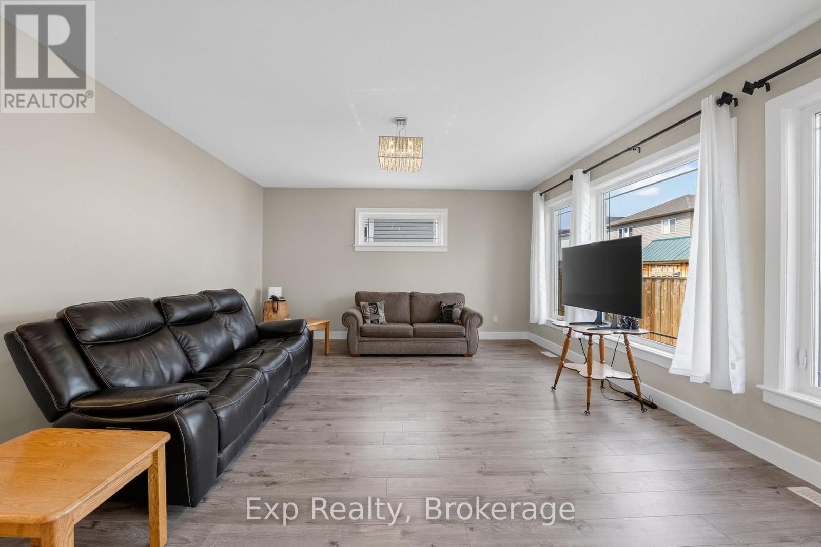 129 Brennan Crescent, Loyalist, Ontario  K0H 2H0 - Photo 13 - X13707194