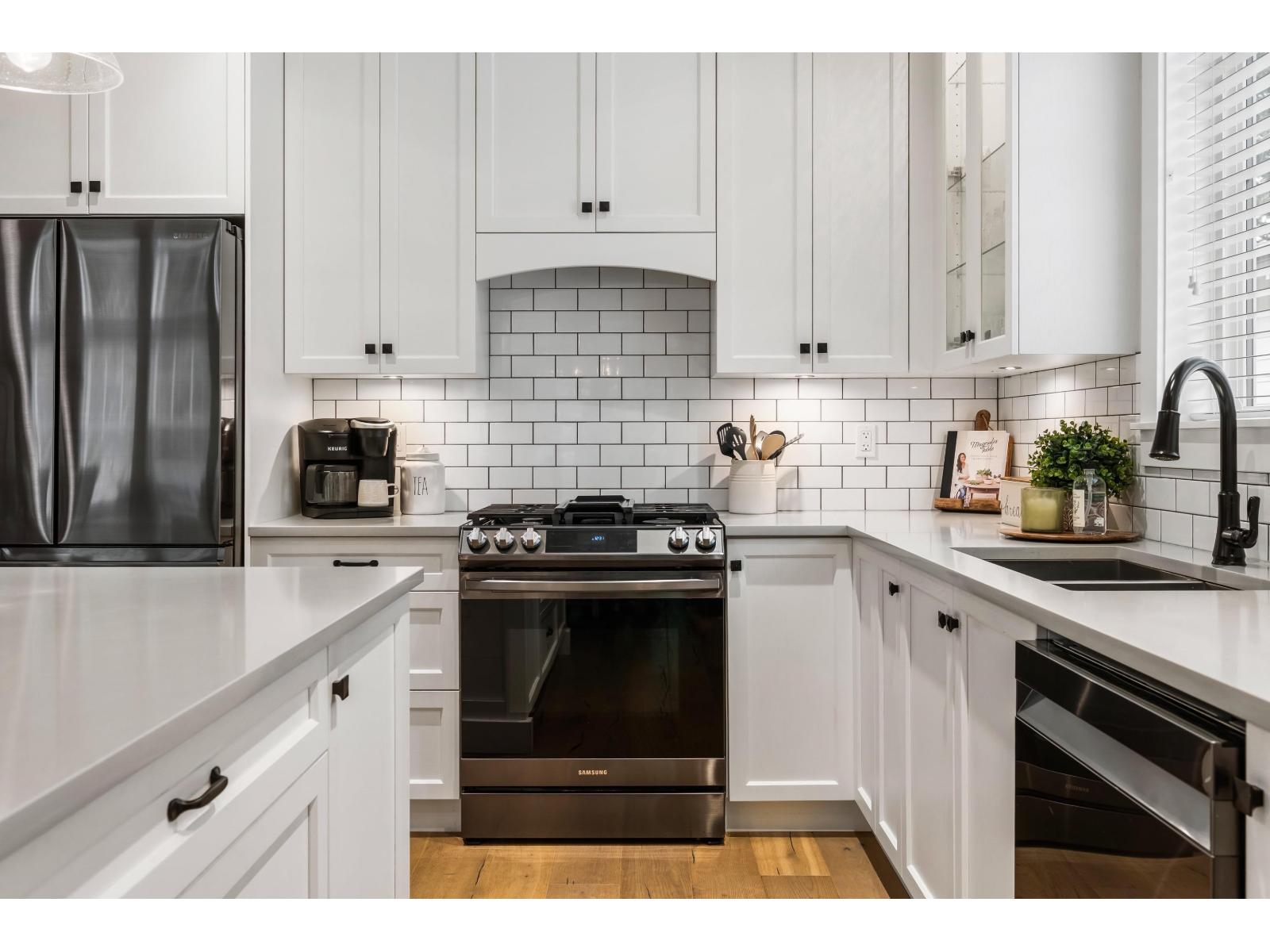 43360 Creekside Circle, Cultus Lake South, Lindell Beach, British Columbia  V2R 0Z4 - Photo 14 - R3137050