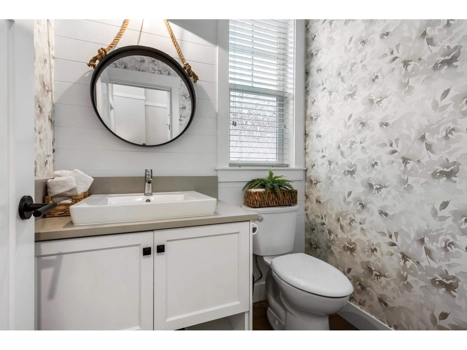 43360 Creekside Circle, Cultus Lake South, Lindell Beach, British Columbia  V2R 0Z4 - Photo 29 - R3137050