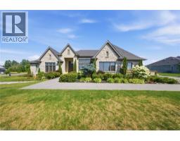 18 HARPER Boulevard, Brantford, Ontario