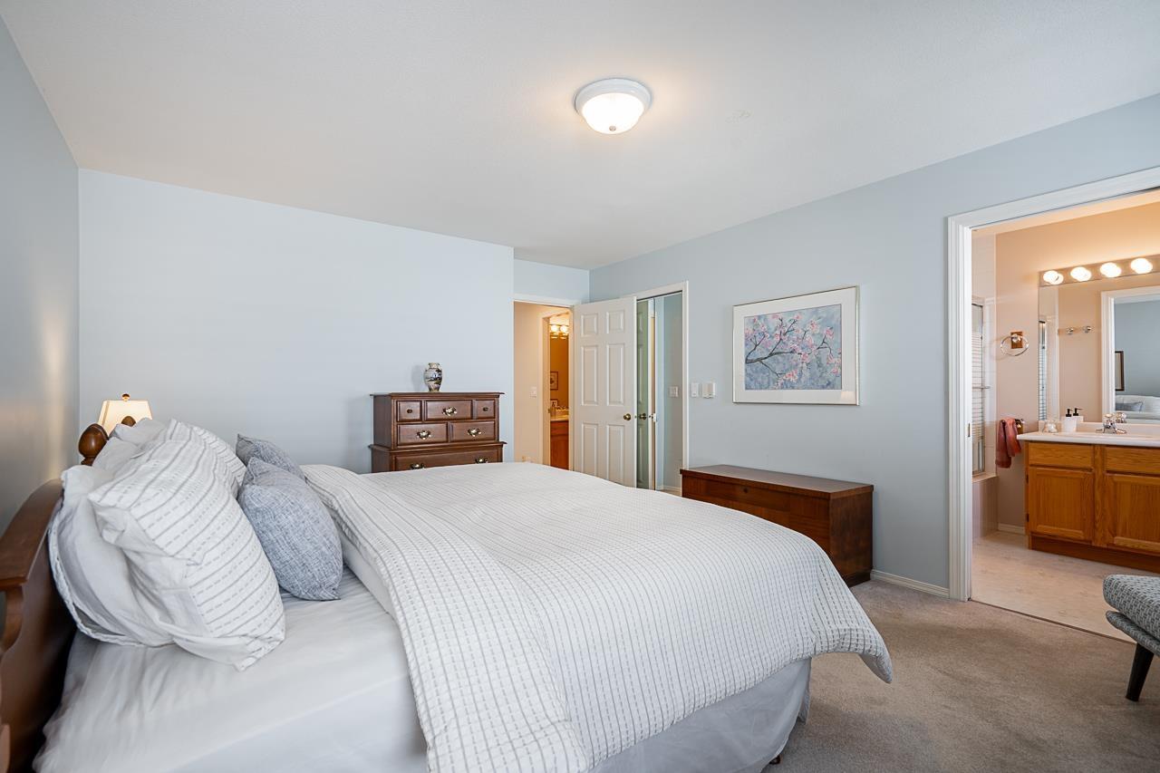 11443 Royal Crescent, Surrey, British Columbia  V3V 6V5 - Photo 16 - R3142933