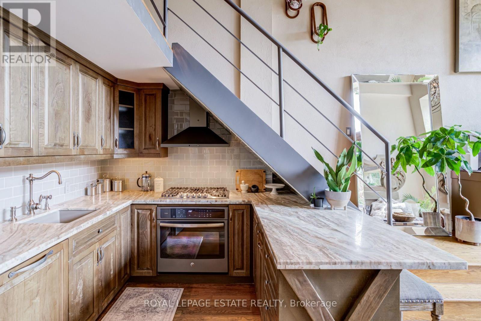6 - 517 Kingston Road, Toronto, Ontario  M4L 1V5 - Photo 15 - E13707184