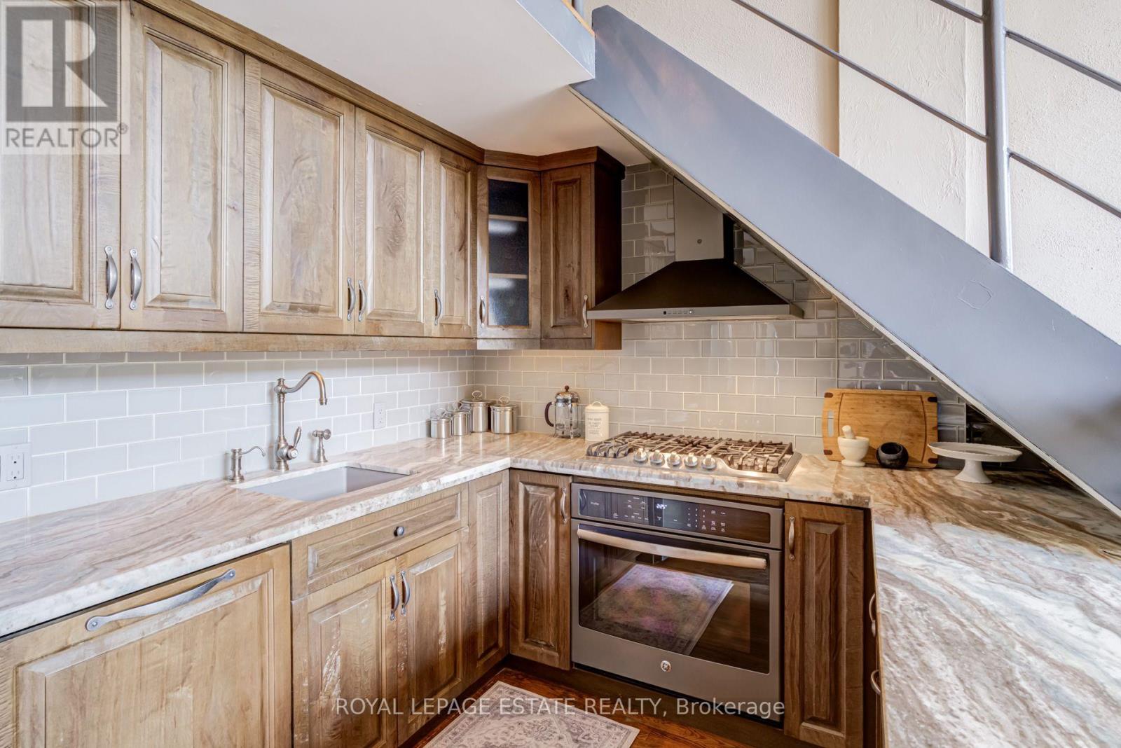 6 - 517 Kingston Road, Toronto, Ontario  M4L 1V5 - Photo 16 - E13707184