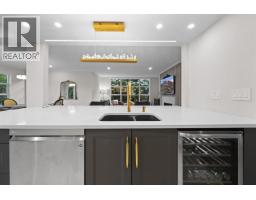 103 3399 CAPILANO CRESCENT, North Vancouver, British Columbia