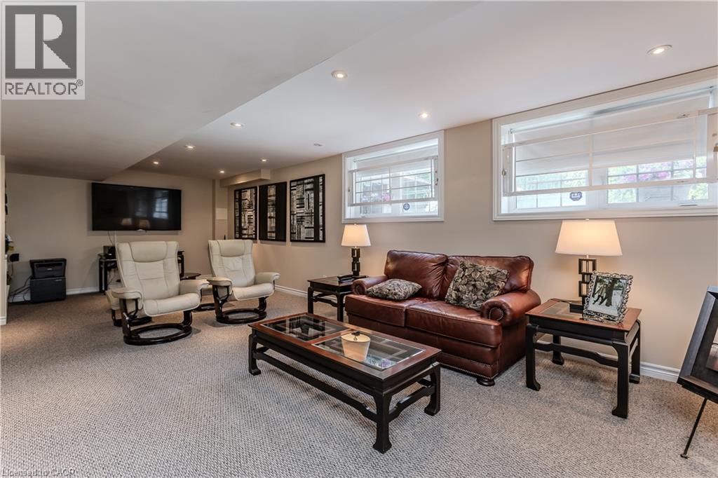 2330 Valleyridge Drive, Oakville, Ontario  L6M 5C7 - Photo 33 - 40845026