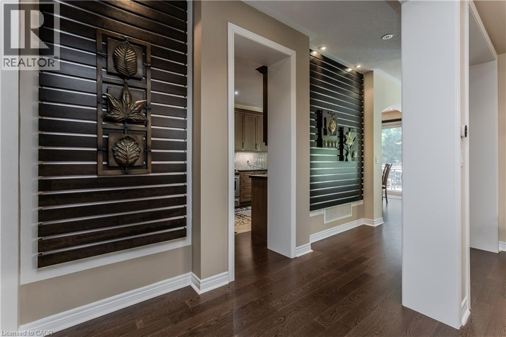 2330 Valleyridge Drive, Oakville, Ontario  L6M 5C7 - Photo 16 - 40845026
