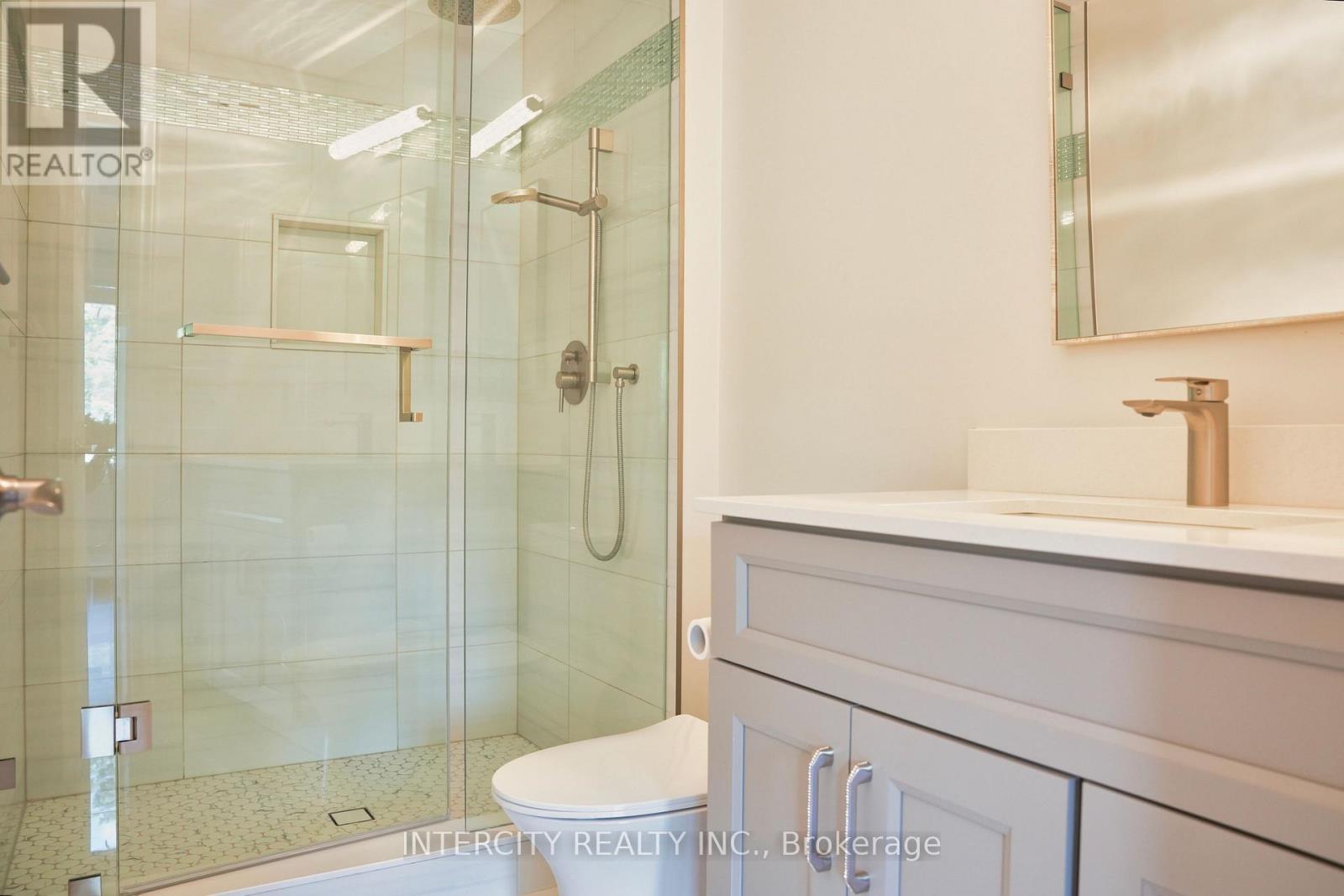 70 Belsite Court, Vaughan, Ontario  L0J 1C0 - Photo 26 - N13707094