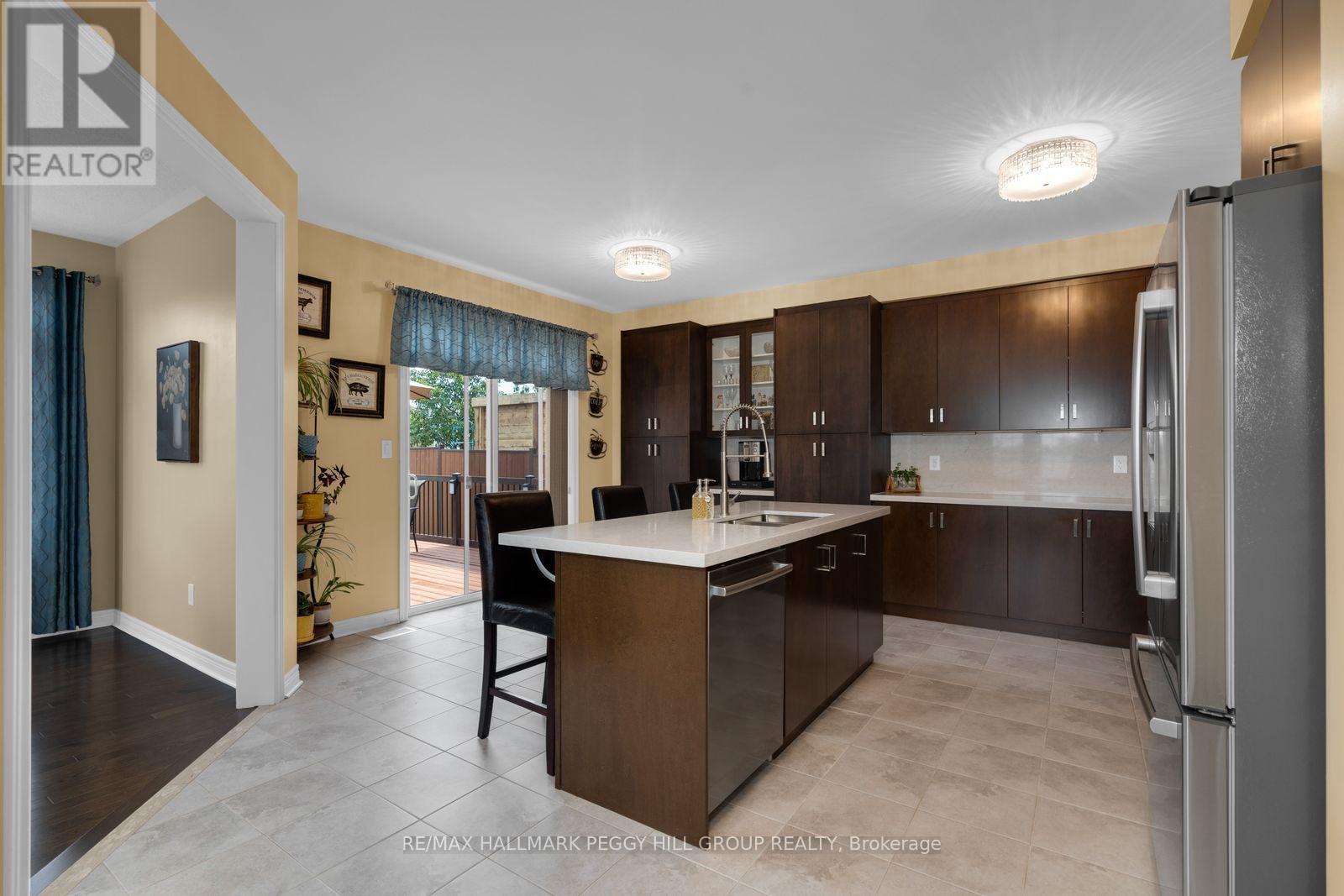 267 Kozlov Street, Barrie (West Bayfield), Ontario  L4N 6R7 - Photo 3 - S13707102