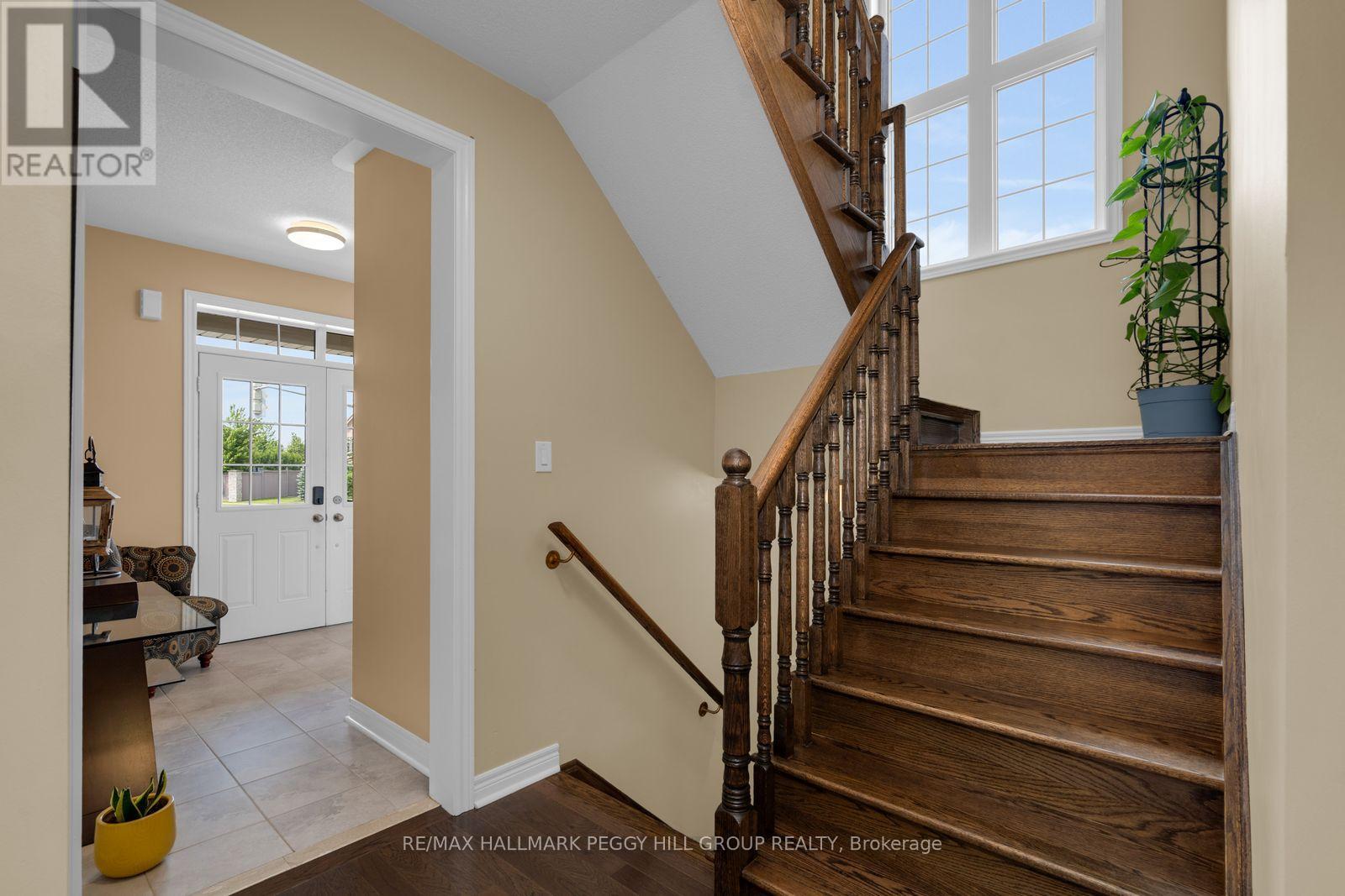 267 Kozlov Street, Barrie (West Bayfield), Ontario  L4N 6R7 - Photo 6 - S13707102